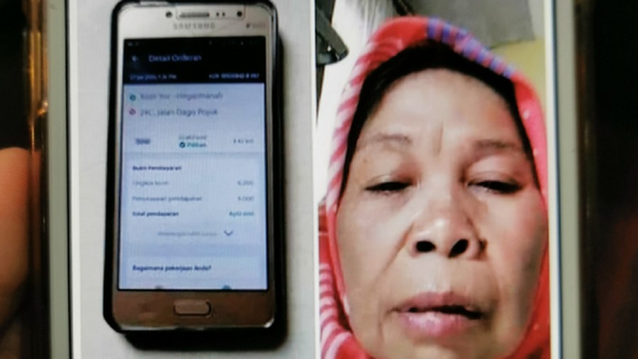 Pegawai kedai kopi di Bandung berinisial Y ditetapkan sebagai tersangka usai menganiaya driver ojek online.