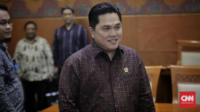 Menteri BUMN Erick Thohir percaya diri kalau UU Cipta Kerja selesai bisa digunakan sebagai senjata untuk mengalahkan investasi di Myanmar dan Vietnam.