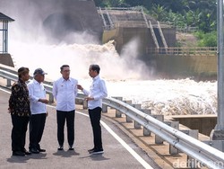 Jokowi Resmikan Terowongan Antibanjir di Bandung