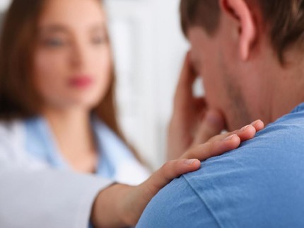 Dokter Nangis & Teriak Cinta Saat Lepas Istri Tangani Korban Virus Corona