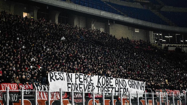 FOTO: Penghormatan untuk Kobe dalam Kemenangan AC Milan