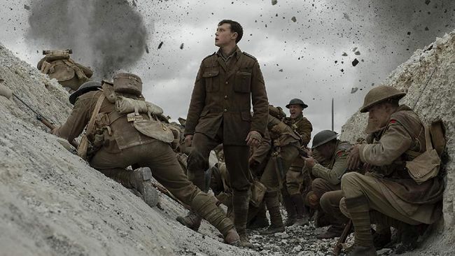 Film 1917 berhasil menduduki posisi puncak box office China pada pekan ketiga sejak bioskop di Negeri Tirai Bambu kembali beroperasi di tengah pandemi Covid-19.