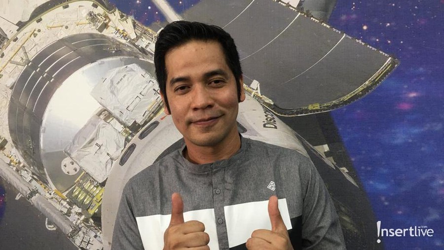 Ricky Perdana mengaku mulai mengurangi jadwal syuting agar bisa fokus dengan sang istri yang sedang hamil.