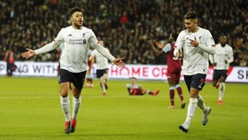 Polemik Handball Firmino Usai Liverpool Kalahkan West Ham