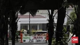 Walhi Demo Revitalisasi Monas, Tuntut Anies Tanam 190 Pohon
