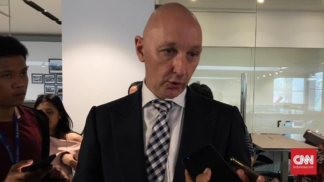 Managing Director Porsche Indonesia Jason Broome mengungkap strategi untuk tahun ini, yaitu meluncurkan model baru termasuk Taycan yang disebut sekitar Oktober.