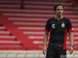 Bhayangkara FC Tanggapi dengan Tenang Insiden Pelemparan ke Arah Paul Munster