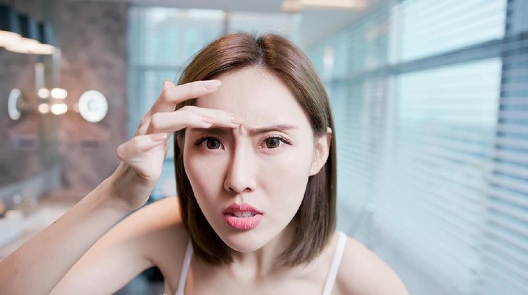 woman skin trouble. pimple, freckle, spot, wrinkle, saggy.