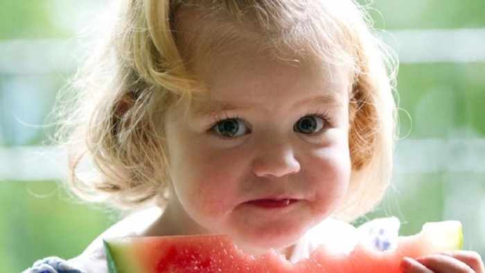 Cara Mengatasi Rambut Rontok Dengan Semangka