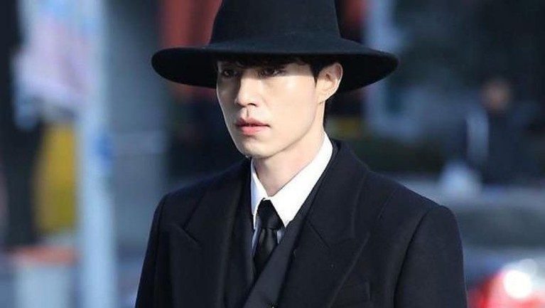 7 Malaikat Maut Tampan di Drama Korea Meski mendapatkan peran yang cukup menyeramkan, tapi ternyata jika tujuh malaikat maut atau grim reaper di drama Korea berikut ini memiliki paras yang tampan.