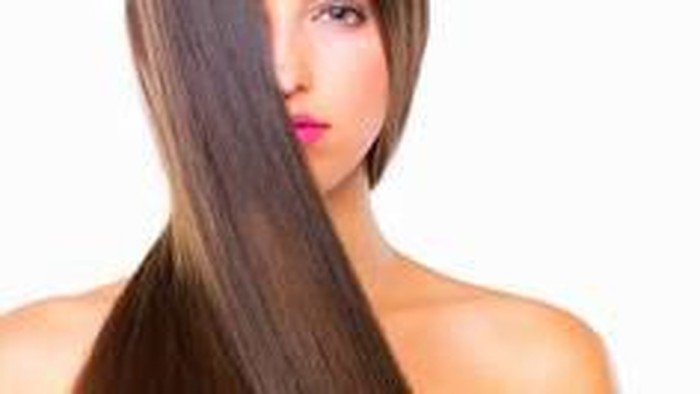 Rambut Panjang Alami Dengan Minyak Kelapa