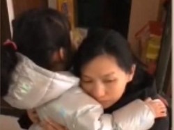 Momen Haru Ibu Pamit pada Putrinya untuk Bantu Korban Virus Corona di Wuhan