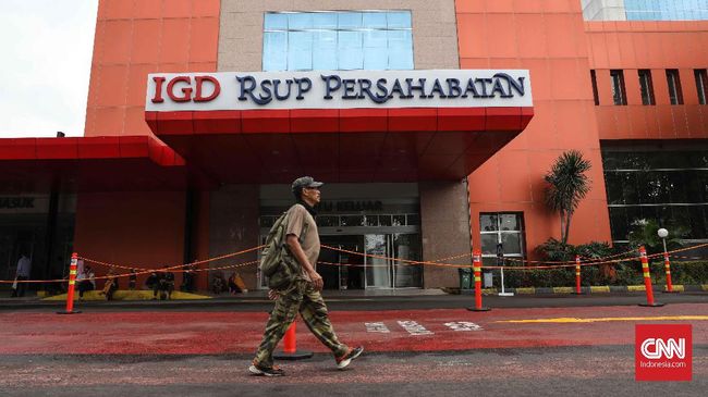 Dirawat di ICU, Dokter Handoko Sudah Dites Corona Dokter Handoko Gunawan dirawat di RSUP Persahabatan dan sudah menjalani tes virus corona.