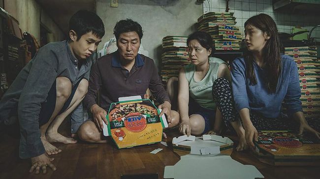 Film Korea terbaik ini dikemas dengan plot cerita menarik dan karakter yang kuat. Berikut 8 judul film Korea yang wajib ditonton.
