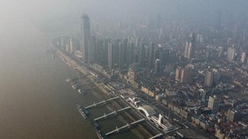 China Akan Izinkan Pabrik di Wuhan Buka Kembali
