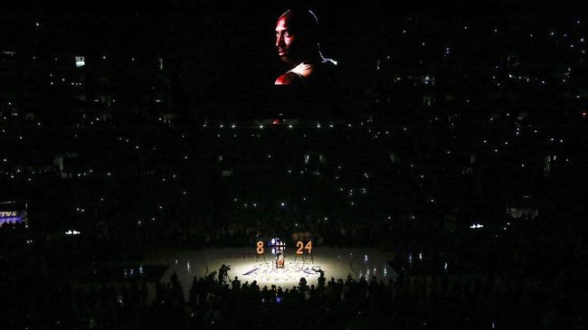 Investigasi Kecelakaan Kobe Bryant: Pilot Langgar Aturan Penyelidik kecelakaan helikopter yang menewaskan legenda NBA Kobe Bryant menegaskan pilot Ara Zobayan melanggar aturan penerbangan.