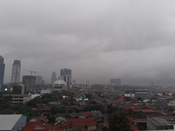 Jabodetabek Berpotensi Hujan Lebat Disertai Petir Hari Ini