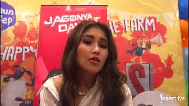 img-title Ayu Ting Ting Rencana Nyanyikan 28 Lagu di Konser Pertamanya