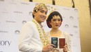 Isyana Sarasvati resmi menikah dengan Rayhan Maditra pada hari Minggu &lpar;2&sol;2&rpar; kemarin&period; Simak lagi momen kebahagiaan mereka yuk&excl;