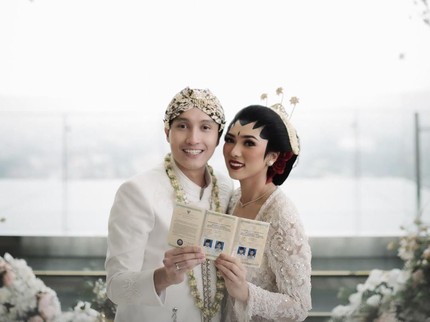 10 Fakta Kisah Cinta Isyana & Rayhan, Cinta Sejak SMP Hingga ke Pelaminan
