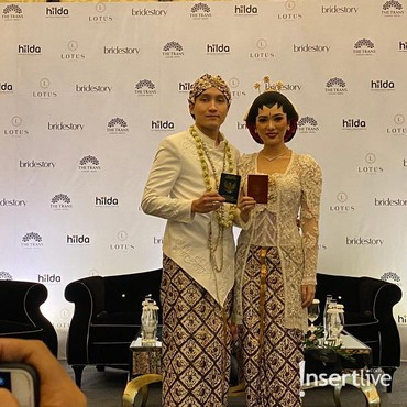 Resmi Menikah, Isyana Sarasvati dan Suami Cerita Momen Pertama Bertemu