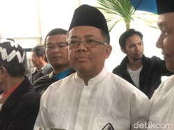Sohibul Kenang Pesan Gus Sholah: Tak Ada Dikotomi, Islam-Nasionalis Menyatu
