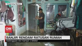 VIDEO: Banjir Rendam Ratusan Rumah di Tangerang