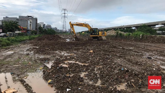 Fraksi PDIP DPRD DKI Jakarta menegaskan bahwa warga lebih membutuhkan ruang terbuka hijau ketimbang pusat kuliner di Muara Karang, Pluit Jakarta Utara.