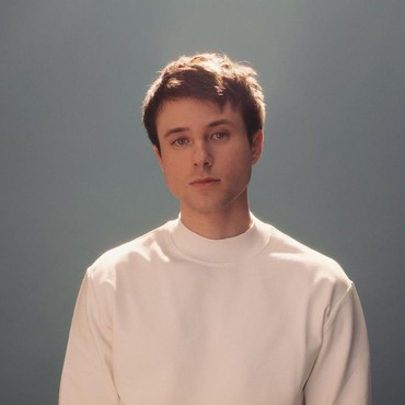 Lirik Lagu If We Have Each Other - Alec Benjamin