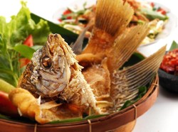 Bikin Laper! Ada Gurame Thailand hingga Mango Chicken Enak di Sini
