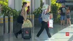 VIDEO: Turis Asal Tiongkok Masih Berdatangan ke Bali