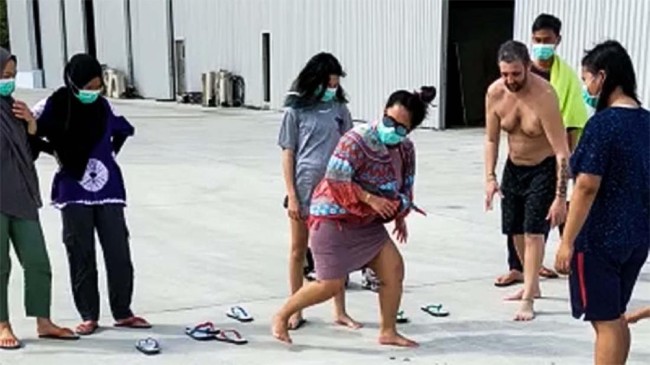Kepala Dinas Kesehatan Jawa Barat menyebut sembilan orang itu akan pulang ke daerah masing-masing setelah masa observasi di Natuna selesai, Sabtu (15/2).