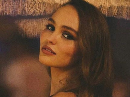 Cantiknya Lily Rose, Putri Johnny Depp, Model yang Juga Pemain Film