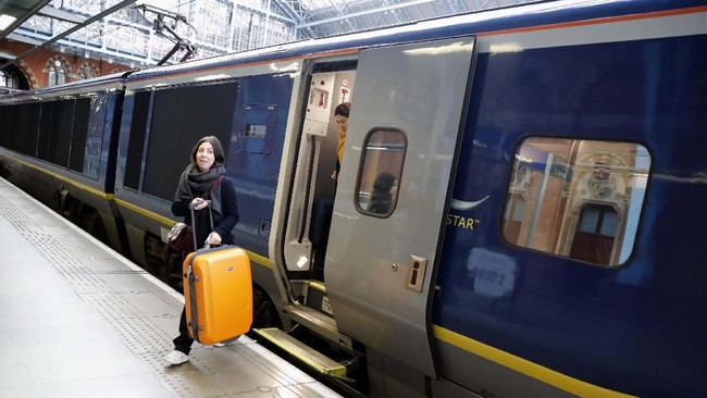 Anggaran pembangunan kereta cepat di Inggris membengkak dari 55,7 miliar pound pada 2015 menjadi 106 miliar pound pada 2020.