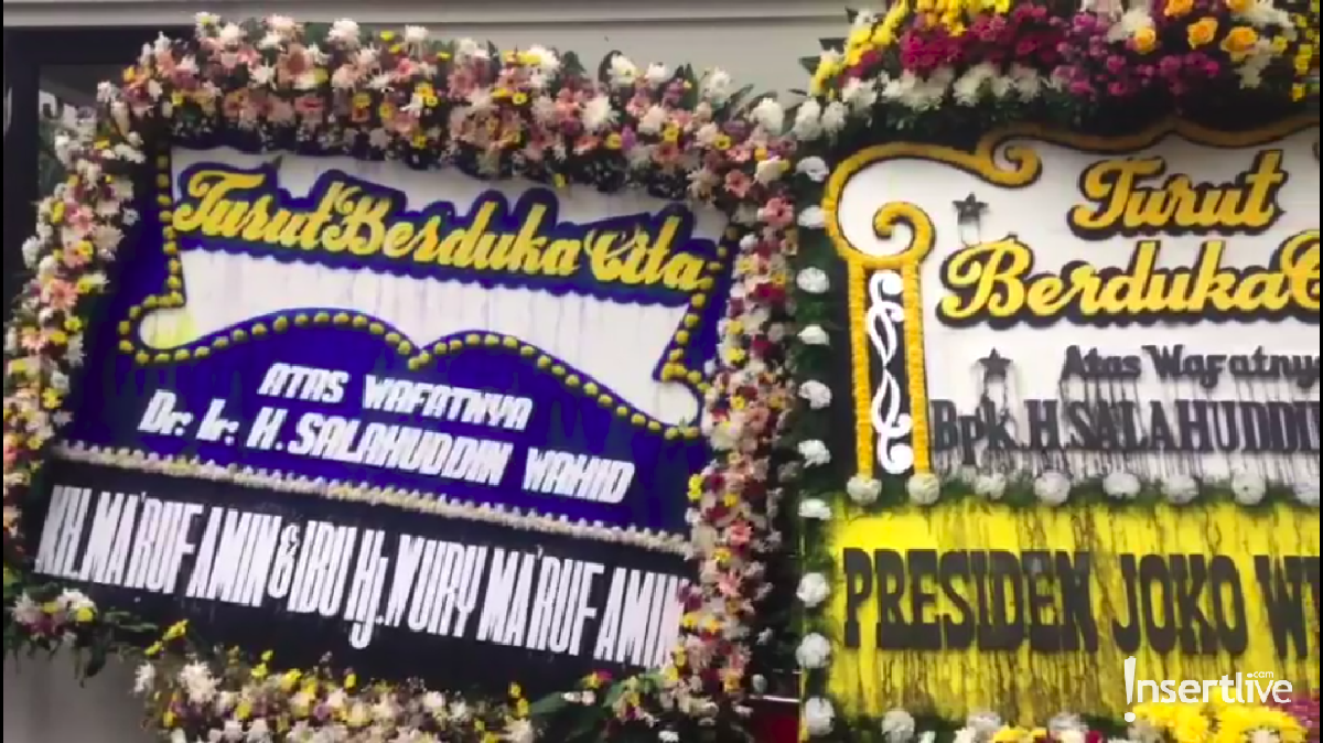 Gus Sholah meninggal dunia pada Minggu &lpar;2&sol;2&rpar; akibat penyakit jantung yang dideritanya&period; Berikut suasana rumah duka Gus Sholah di Bangka Raya&comma; Mampang&comma; Jaksel&period; 