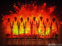 Terinspirasi Budaya Minang, Pentas Under the Volcano Berlabuh di Jakarta