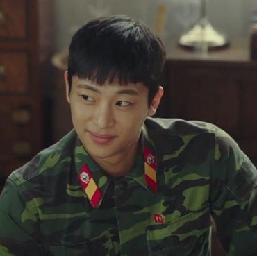 Masa Lalu Aktor 'Crash Landing On You' Terungkap, Ini Penjelasan Agensi