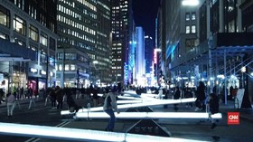 VIDEO: Instalasi Jungkat-Jungkit Bercahaya di New York