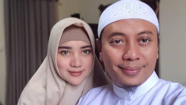 img-title Istri Opick Curhat Sedih Jelang Lahiran, Sebut Sang Janin Terlilit Ari-ari