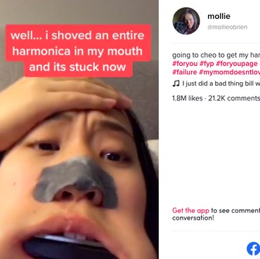Kasihan, Mulut Cewek Ini Tersangkut Harmonika Gegara TikTok
