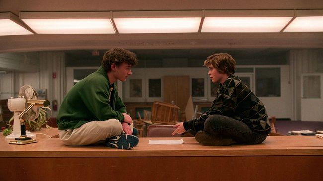 Kreator Stranger Things dan The End of the F***ing World berkolaborasi menggarap serial baru bertajuk I Am Not Okay with This yang akan tayang di Netflix.