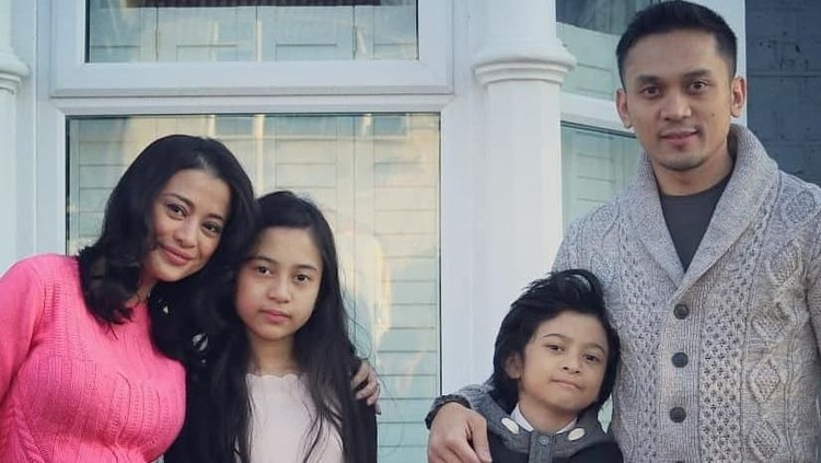 Rumah Angie Virgin di London, Inggris