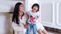 Lama Menghilang, Artis Antagonis Raya Kohandi Kini Bunda Cantik Satu Anak