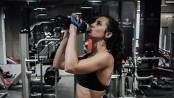 5 Potret Segarnya Penampilan Pevita Pearce Saat Bentuk Otot