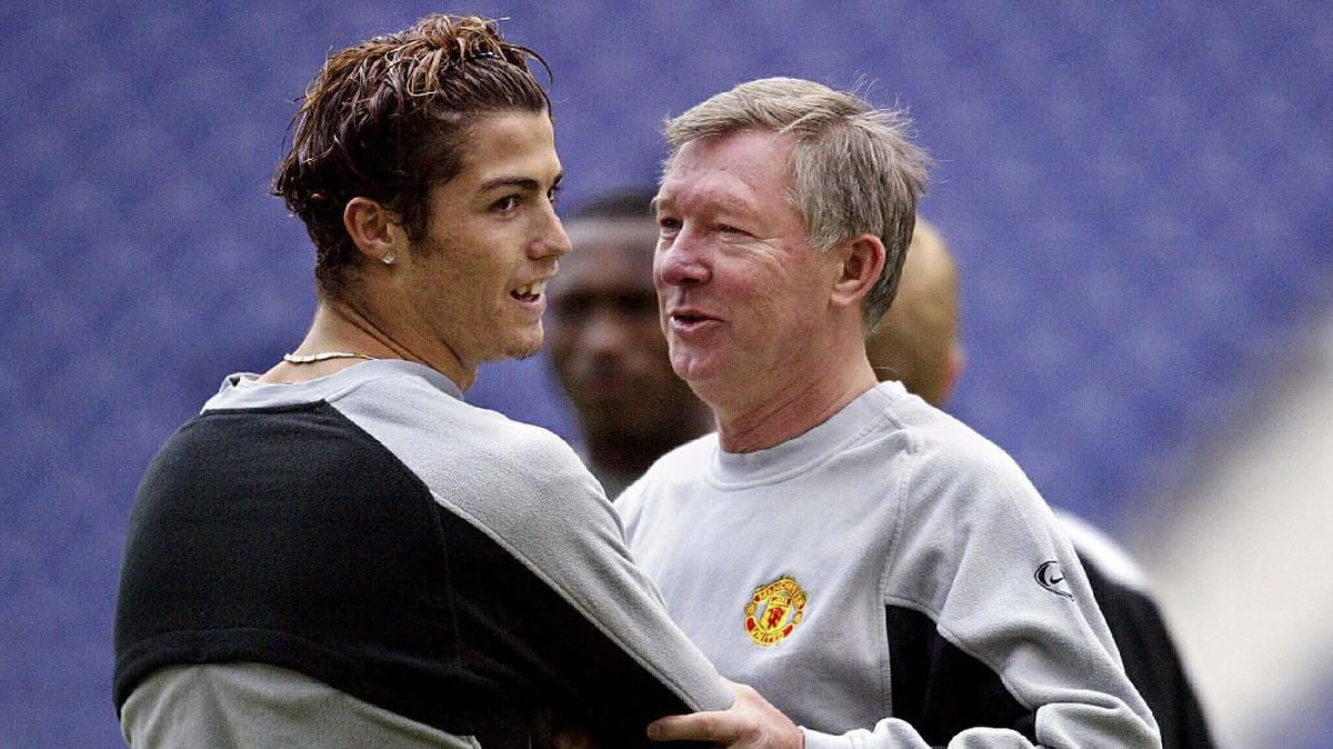 FOTO: Evolusi Gaya Rambut Cristiano Ronaldo