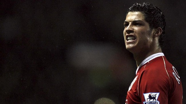 Bintang Juventus Cristiano Ronaldo lebih memilih pensiun di Sporting Lisbon ketimbang kembali ke Real Madrid atau Manchester United.