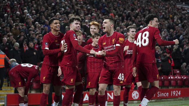 Virus Corona Bisa Bikin Liverpool Gagal Juara Liga Inggris Liverpool tengah menanti gelar juara Liga Inggris pertama setelah 30 tahun di musim kompetsi 2019/2020 ini.