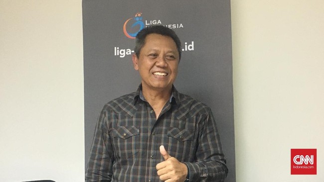 Liga 2 2021 digelar 26 September hingga 19 Desember dengan 24 kontestan dibagi ke dalam 4  grup dengan format pertandingan double round robin.