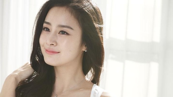 Rekomendasi Skincare untuk Usia 40 Tahunan, Dijamin Makin Awet Muda!