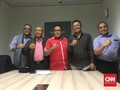 Cucu Somantri Mundur hingga Briggs Lawan Mike Tyson